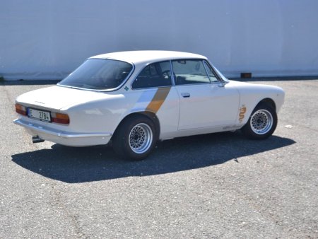 Alfa Romeo GT, 1972 - pohled č. 2