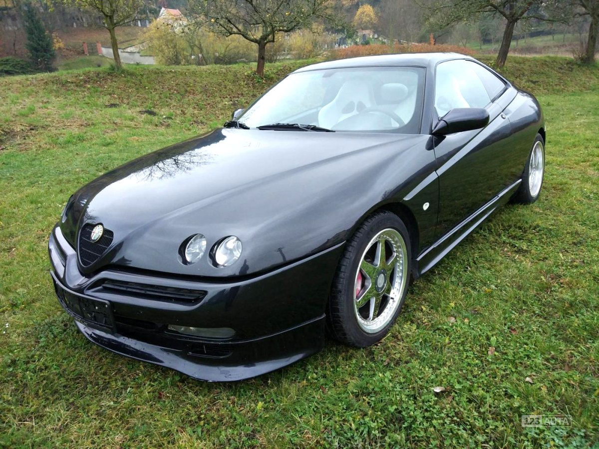 Alfa Romeo GTV, 1997 - celkový pohled