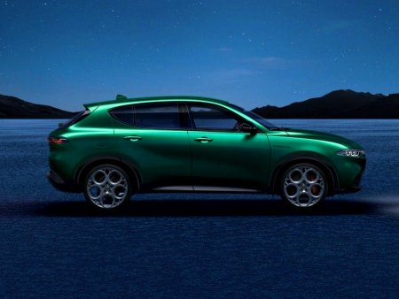 Alfa Romeo Ostatní, 2022 - pohled č. 2