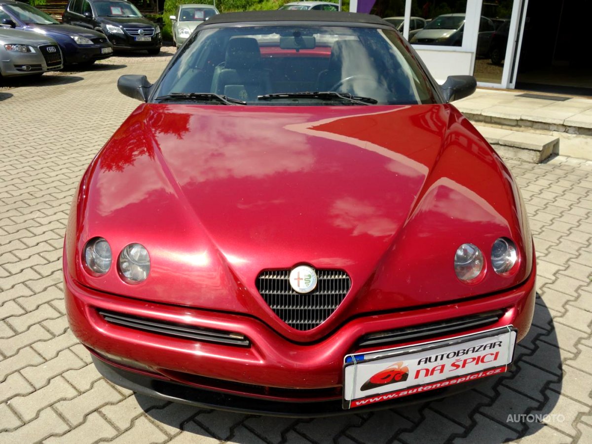 Alfa Romeo Spider, 1997 - pohled č. 3