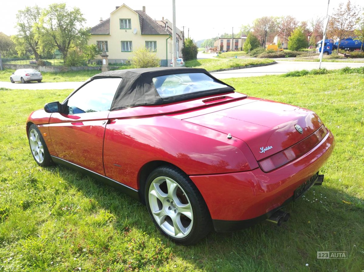 Alfa Romeo Spider, 1995 - pohled č. 16
