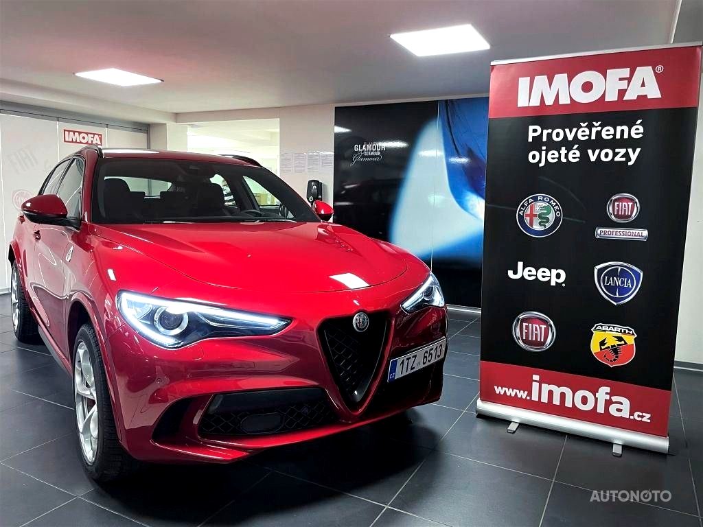 Alfa Romeo Stelvio, 2021 - pohled č. 2