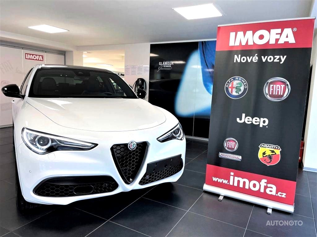 Alfa Romeo Stelvio, 2022 - pohled č. 2