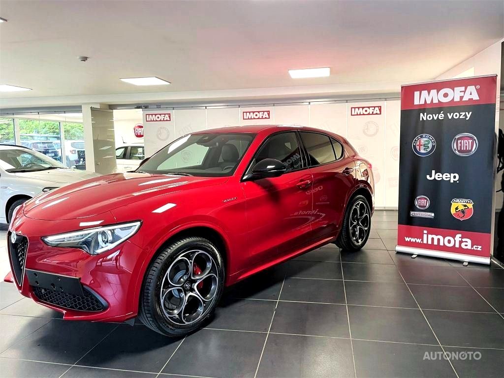 Alfa Romeo Stelvio, 2022 - pohled č. 3