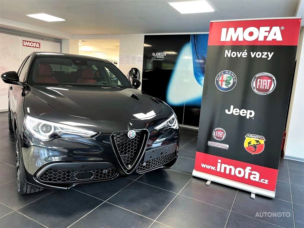 Alfa Romeo Stelvio, 2022 - pohled č. 2