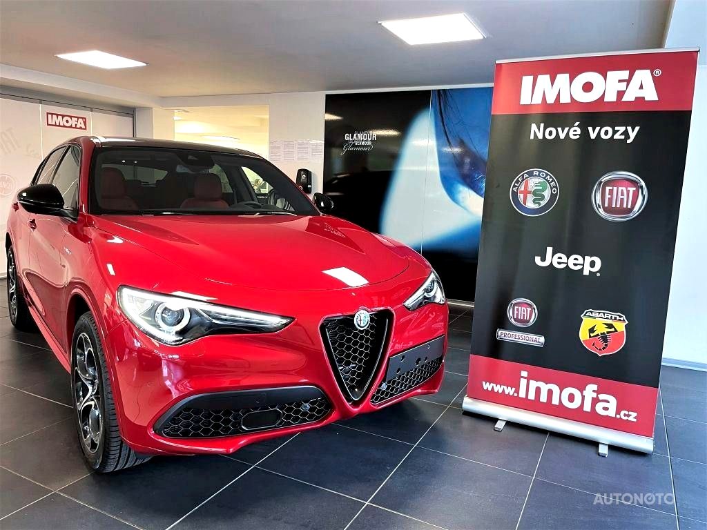 Alfa Romeo Stelvio, 2022 - pohled č. 2