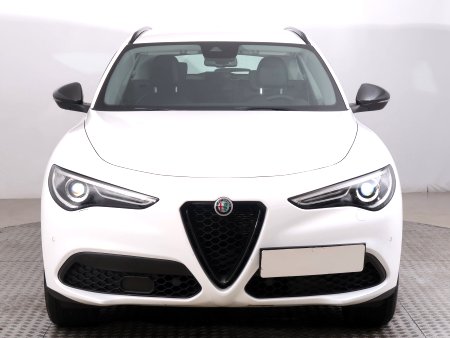 Alfa Romeo Stelvio, 2019 - pohled č. 2