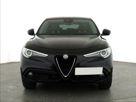 Alfa Romeo Stelvio, 2019 - pohled č. 2