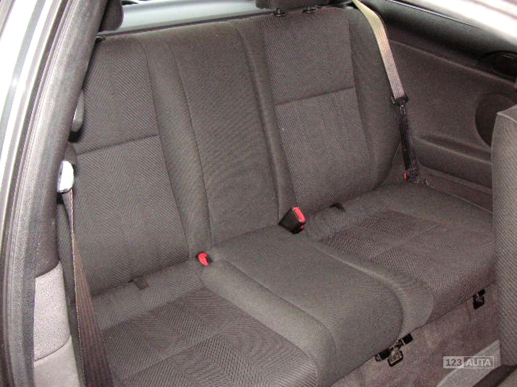 Alfa Romeo 147, 2003 - pohled č. 11