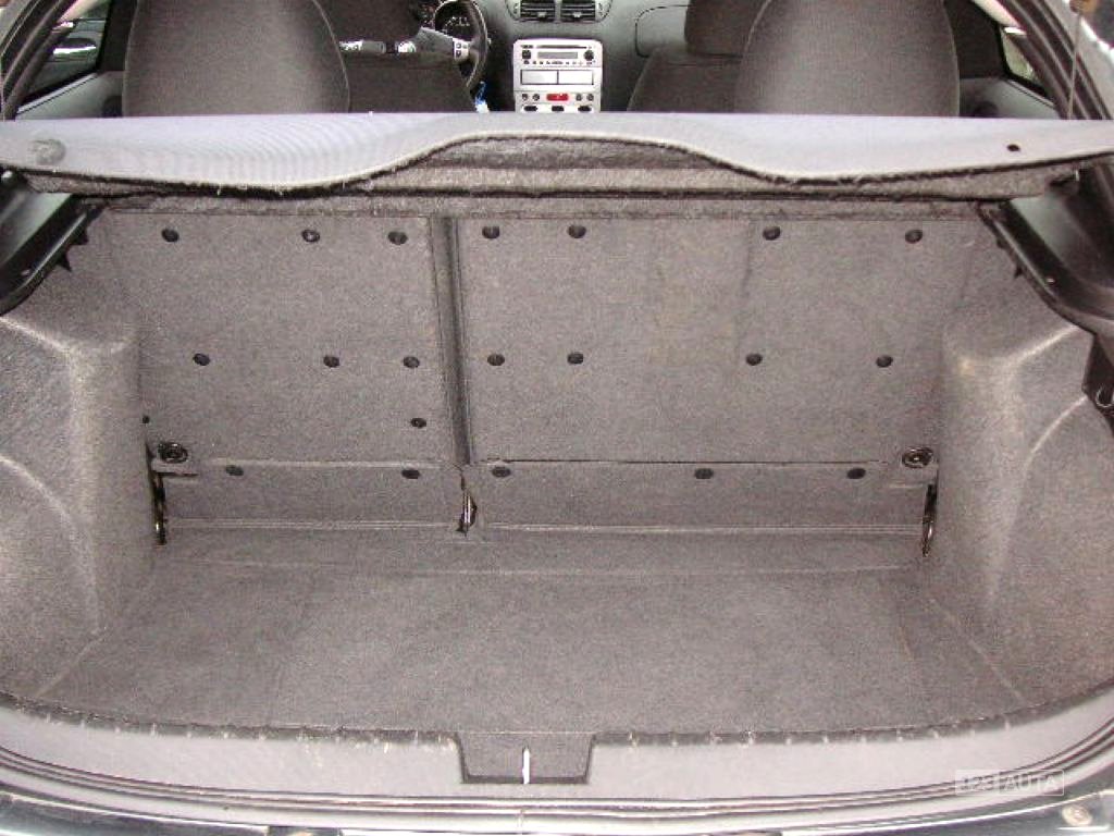 Alfa Romeo 147, 2003 - pohled č. 13