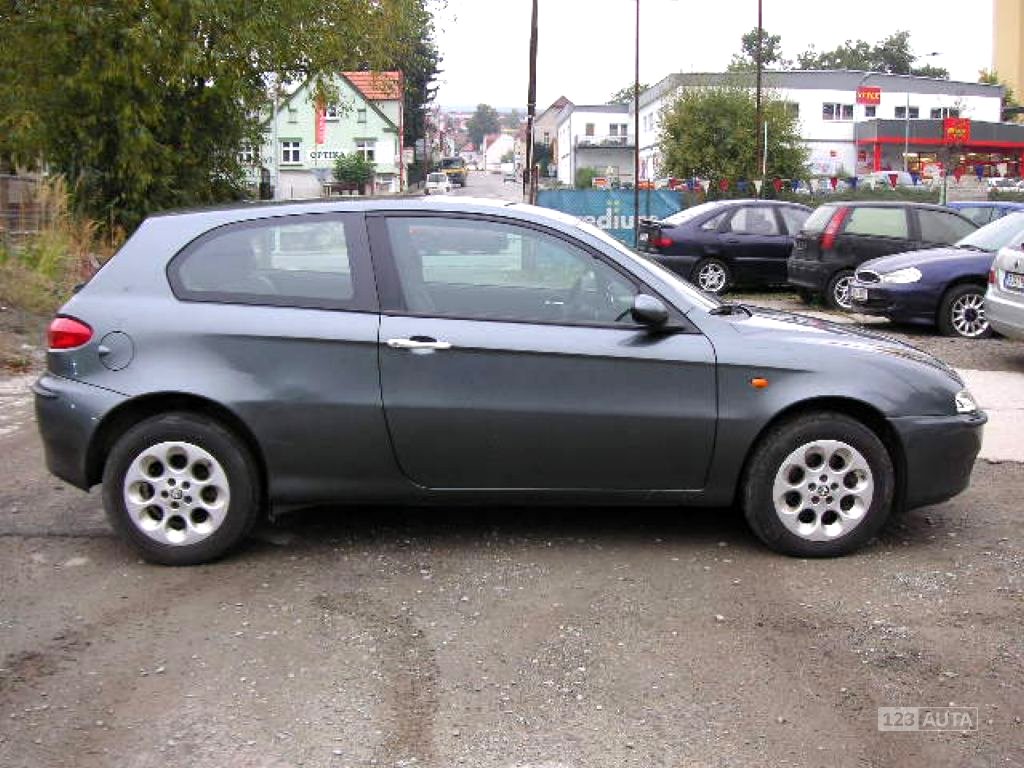 Alfa Romeo 147, 2003 - pohled č. 3