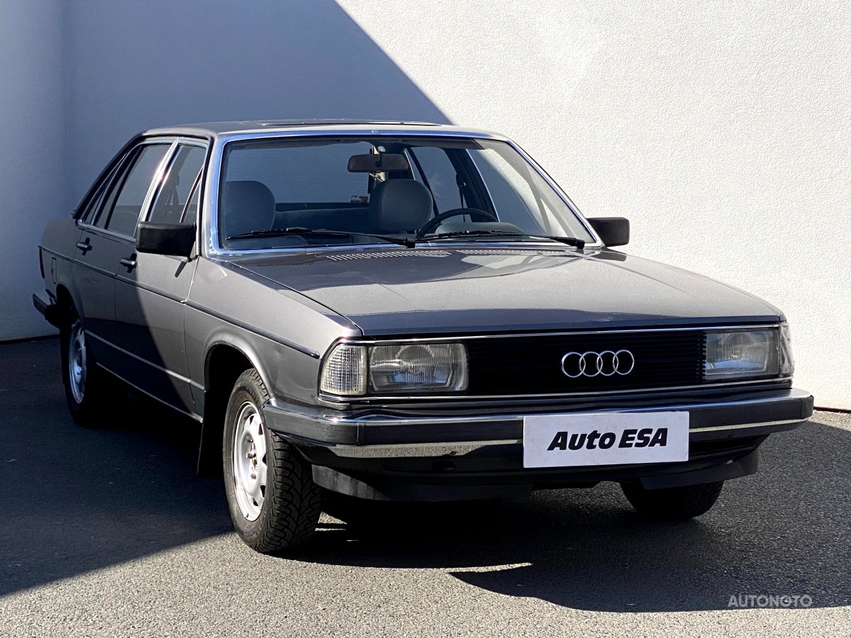 Audi 100, 1981 - pohled č. 1