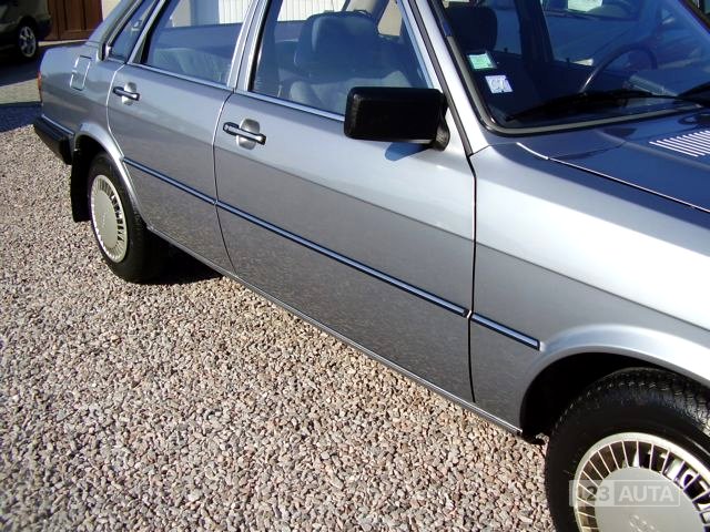 Audi 80, 1982 - pohled č. 28