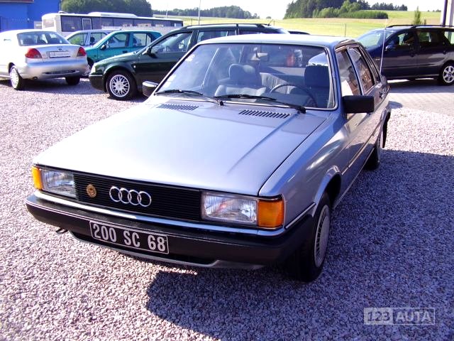 Audi 80, 1982 - pohled č. 4