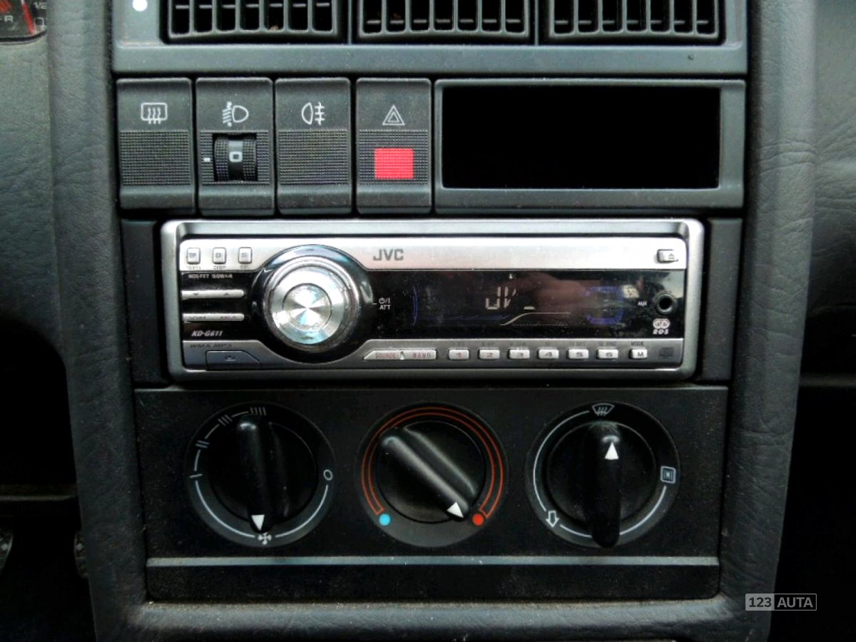 Audi 80, 1992 - pohled č. 20