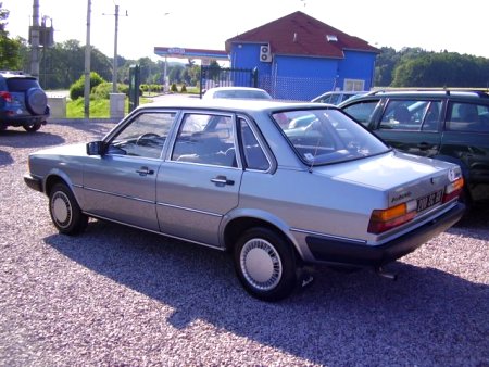 Audi 80, 1982 - pohled č. 7