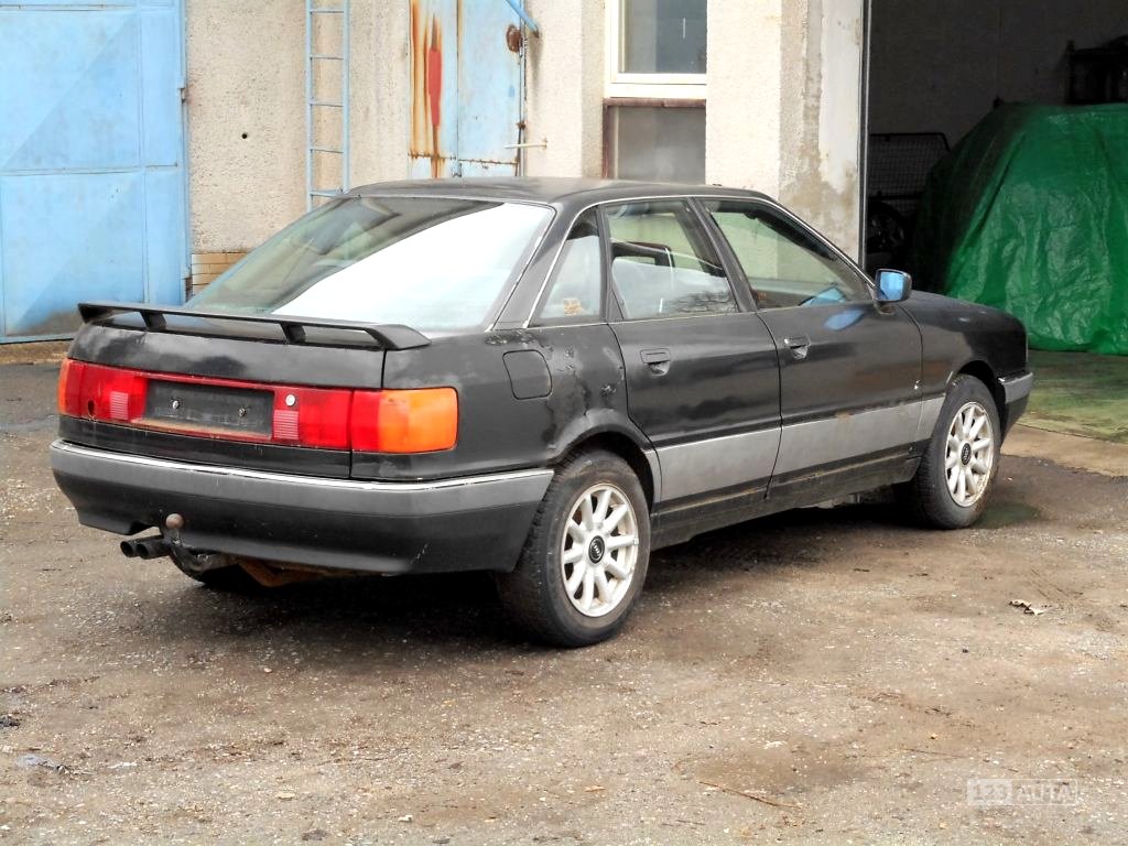 Audi 90, 1987 - pohled č. 3