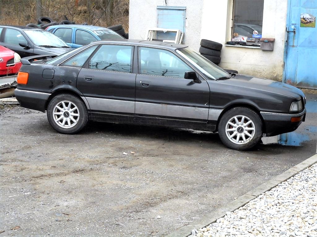 Audi 90, 1987 - pohled č. 4