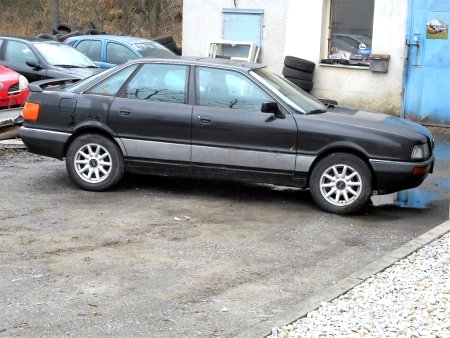 Audi 90, 1987 - pohled č. 4