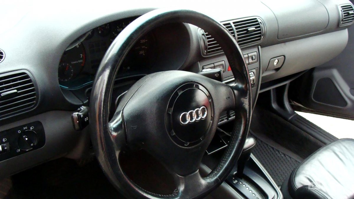 Audi A3, 1997 - pohled č. 9
