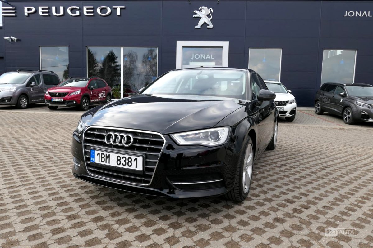 Audi A3, 0 - celkový pohled