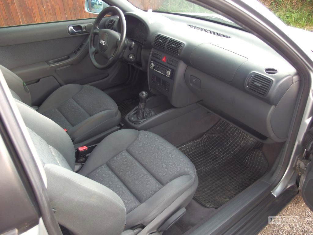 Audi A3, 1998 - pohled č. 16