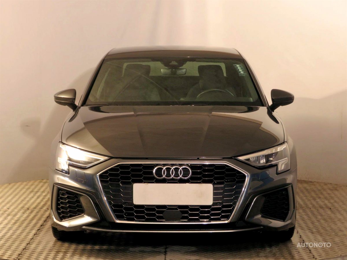 Audi A3, 2021 - pohled č. 2
