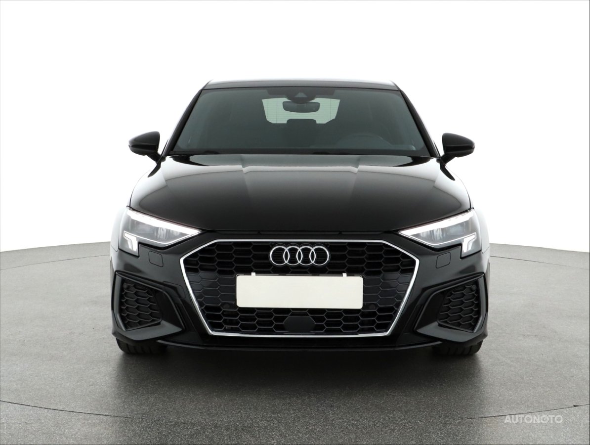 Audi A3, 2022 - pohled č. 2