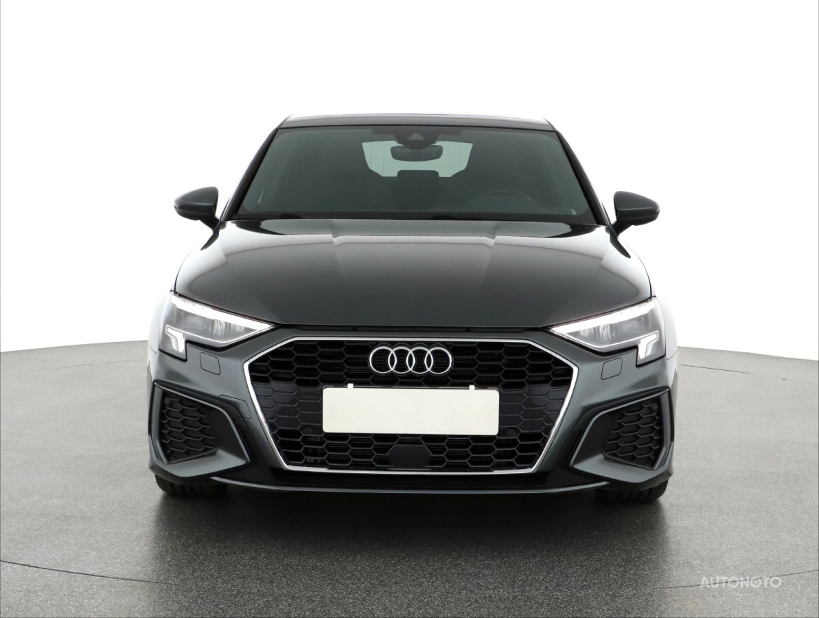 Audi A3, 2022 - pohled č. 2