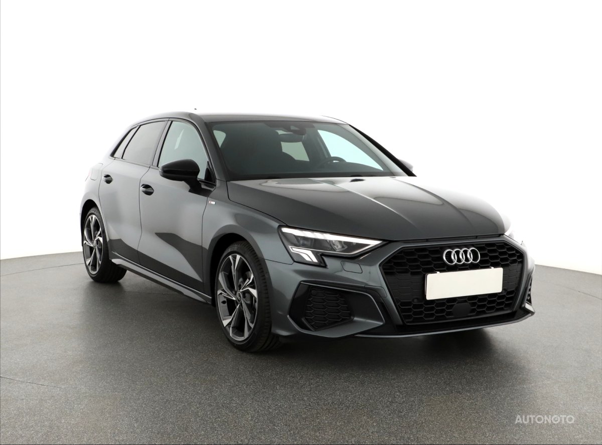 Audi A3, 2022 - pohled č. 1