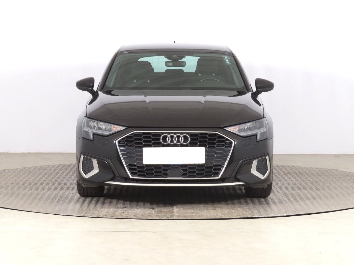 Audi A3, 2022 - pohled č. 2