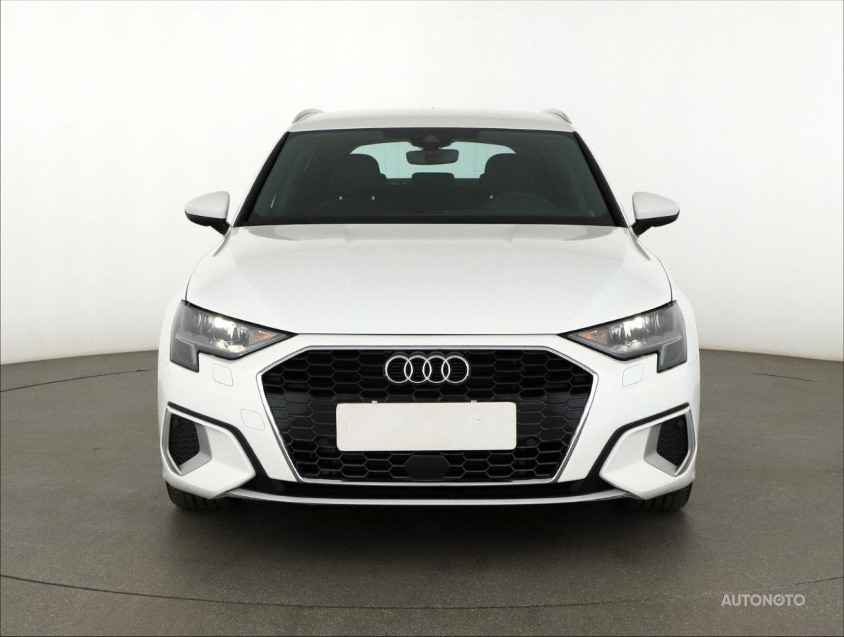 Audi A3, 2022 - pohled č. 2