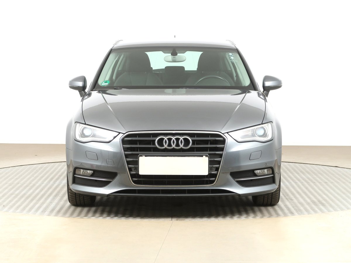 Audi A3, 2013 - pohled č. 2