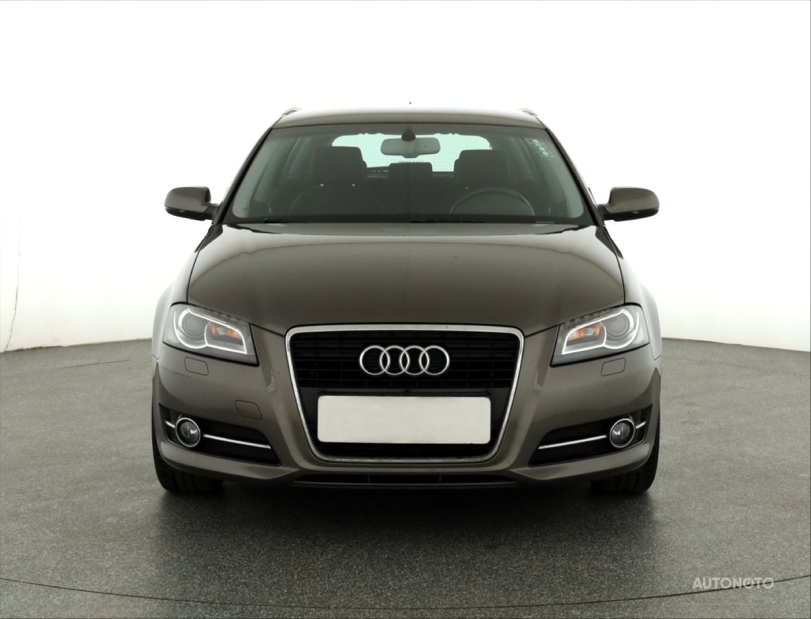 Audi A3, 2012 - pohled č. 2