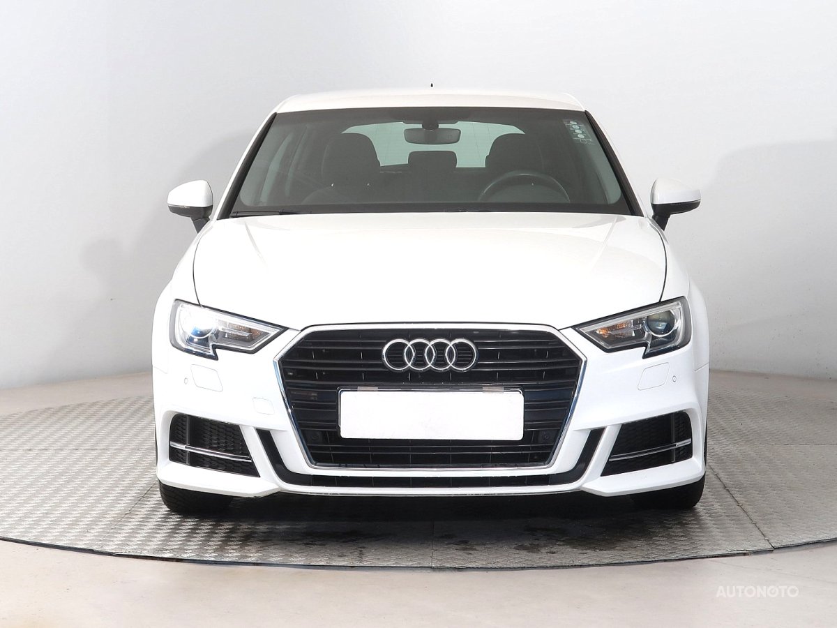 Audi A3, 2020 - pohled č. 2