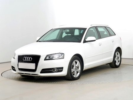 Audi A3, 2013 - pohled č. 3