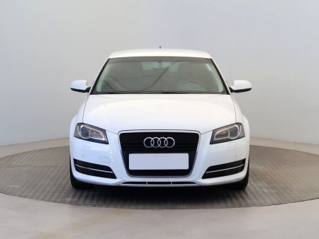 Audi A3, 2018 - pohled č. 2