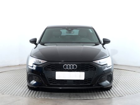 Audi A3, 2020 - pohled č. 2