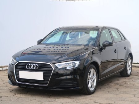 Audi A3, 2020 - pohled č. 3