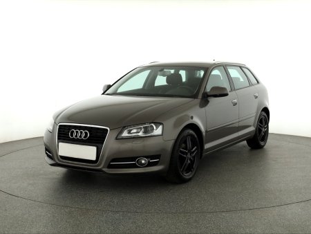 Audi A3, 2012 - pohled č. 3