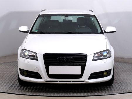 Audi A3, 2011 - pohled č. 2