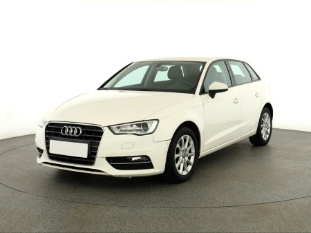 Audi A3, 2015 - pohled č. 3