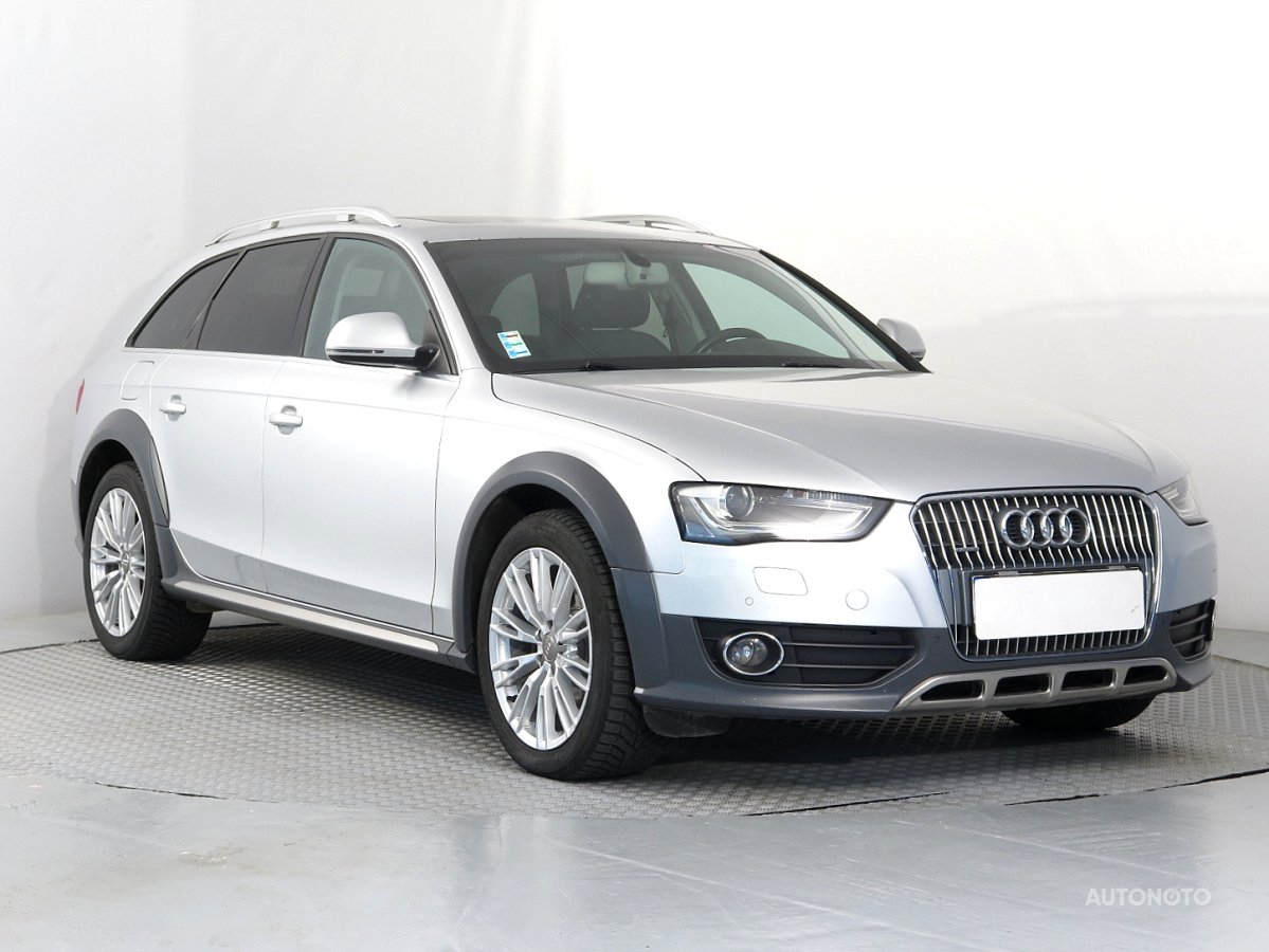 Audi A4 Allroad, 2013 - celkový pohled