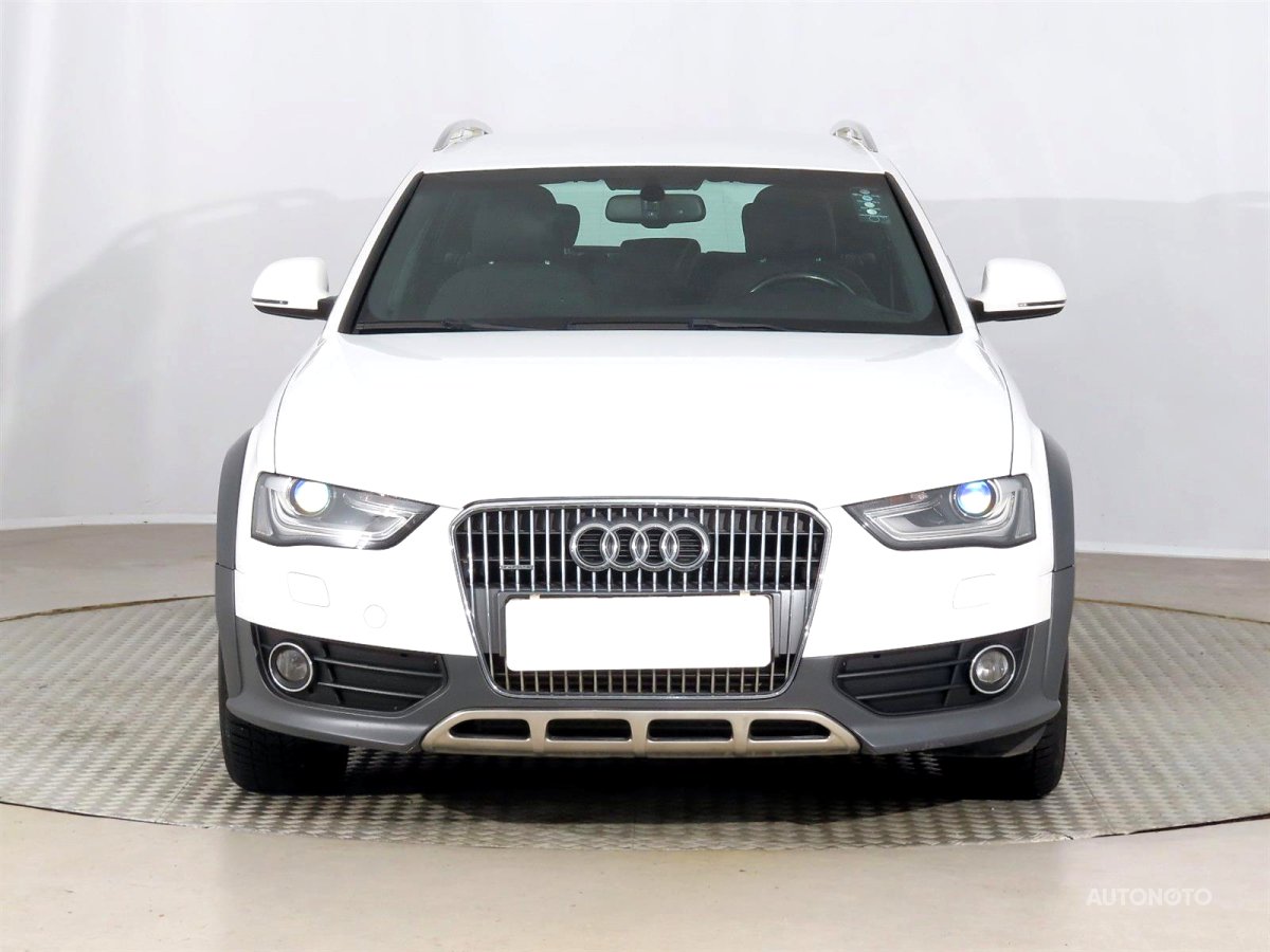 Audi A4 Allroad, 2013 - pohled č. 2