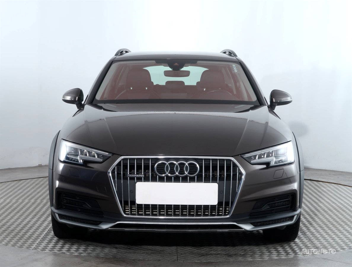 Audi A4 Allroad, 2017 - pohled č. 2
