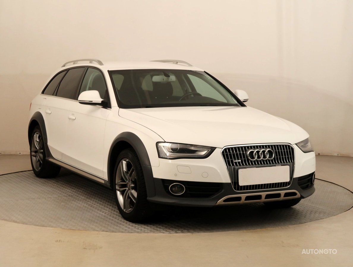 Audi A4 Allroad, 2015 - celkový pohled