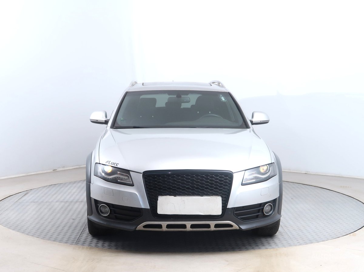 Audi A4 Allroad, 2010 - pohled č. 2