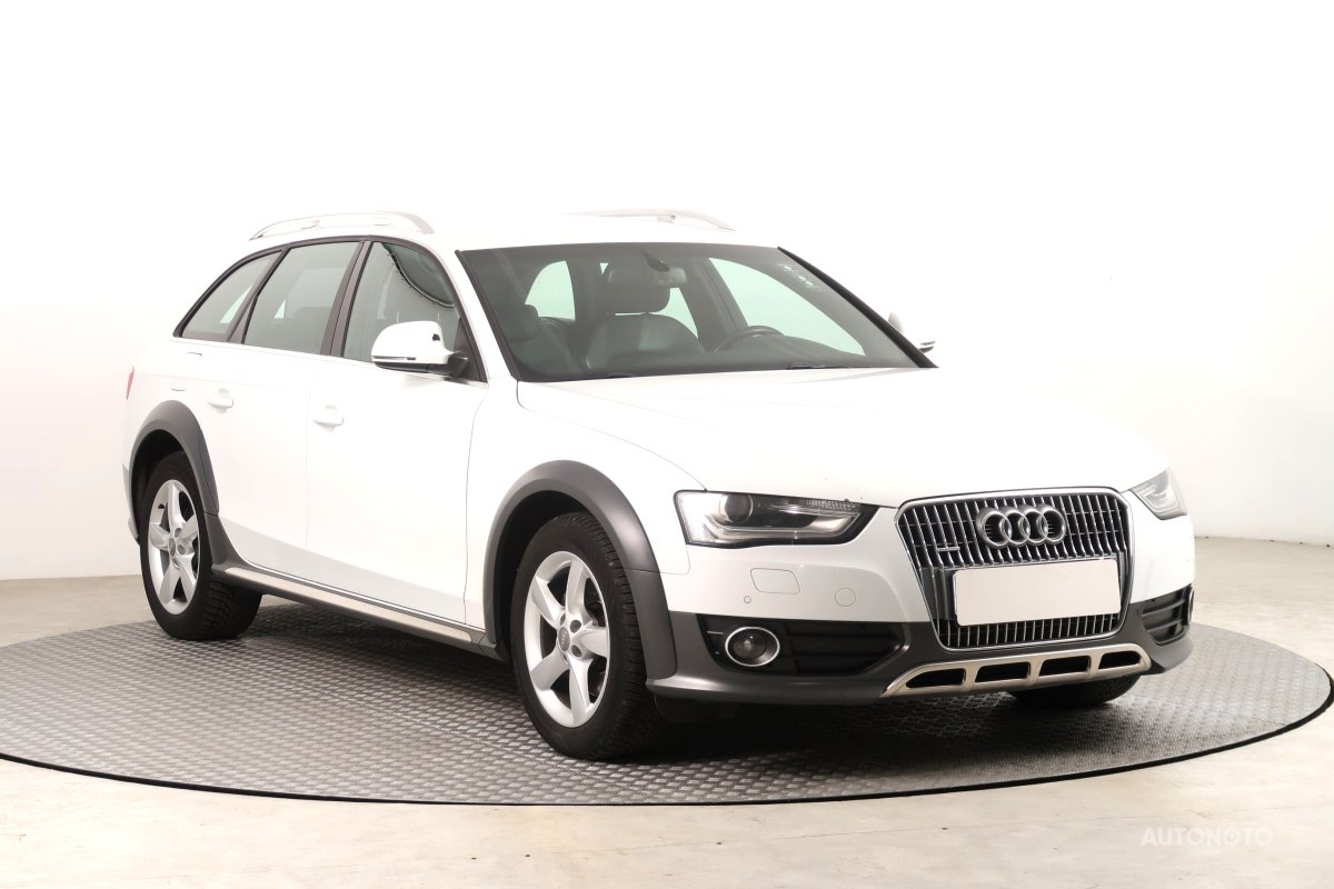 Audi A4 Allroad, 2014 - celkový pohled