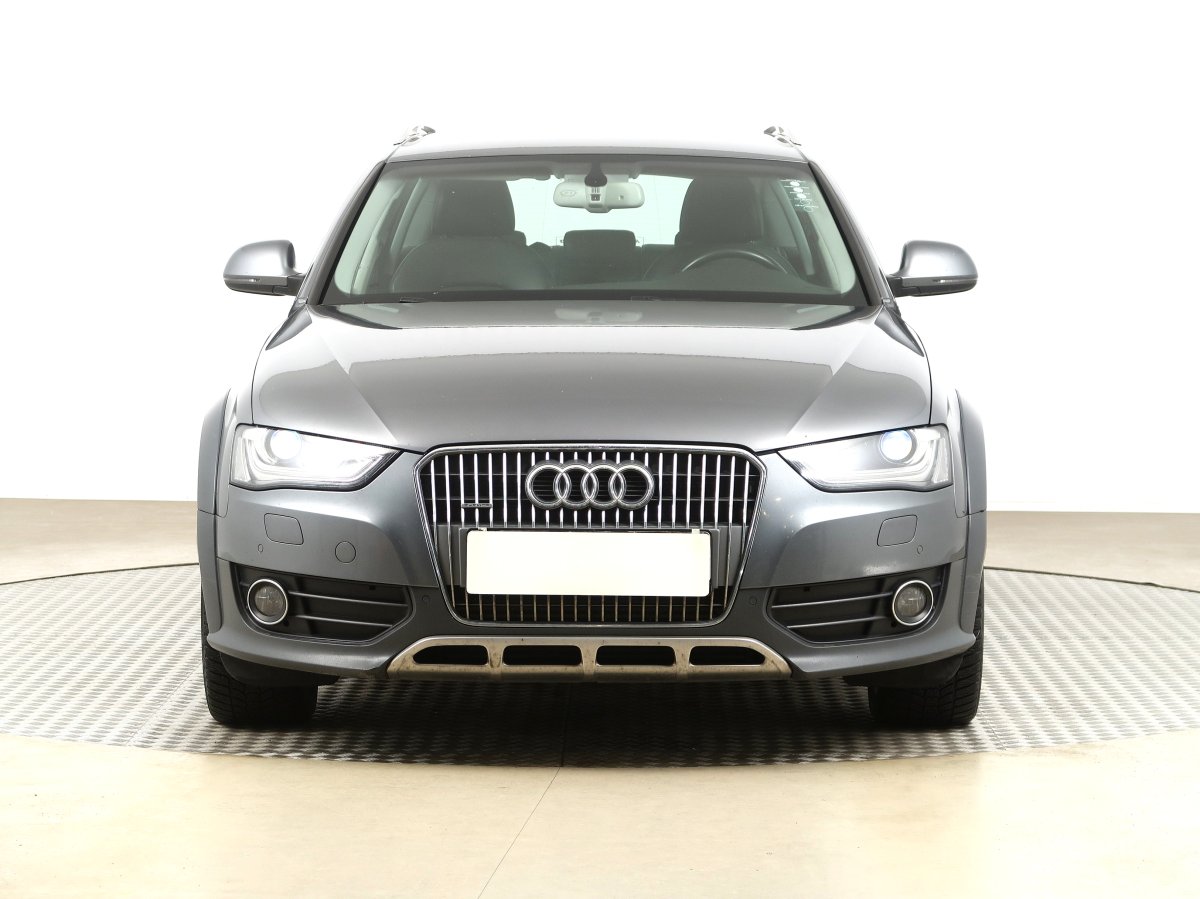 Audi A4 Allroad, 2013 - pohled č. 2