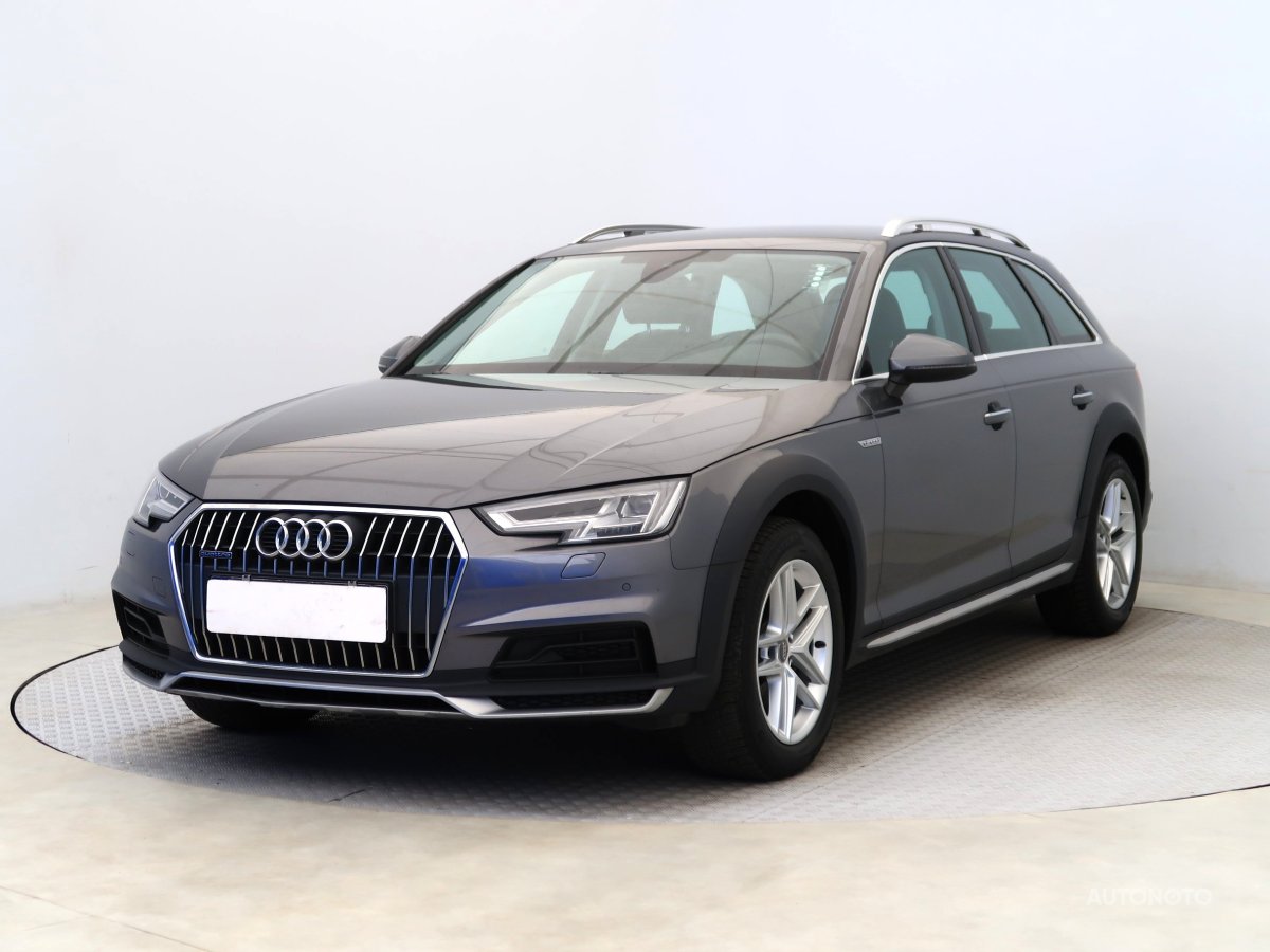 Audi A4 Allroad, 2018 - pohled č. 3
